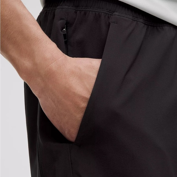 LULULEMON Pace Breaker Shorts! - Picture 3 of 7